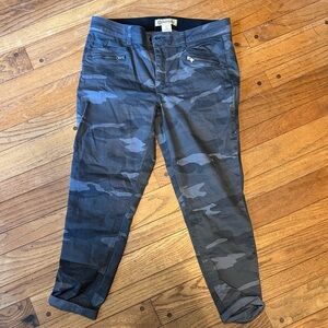 Democracy Gray Camouflage Pants